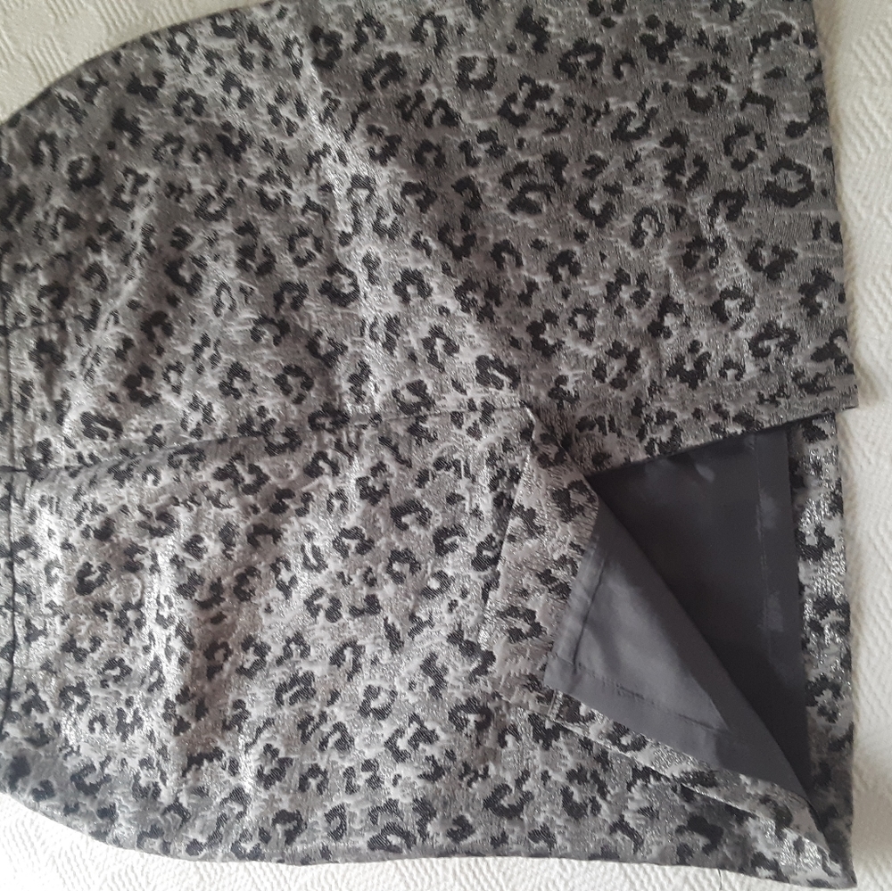 Ann Taylor the Loft Metallic Silver Grey Skirt